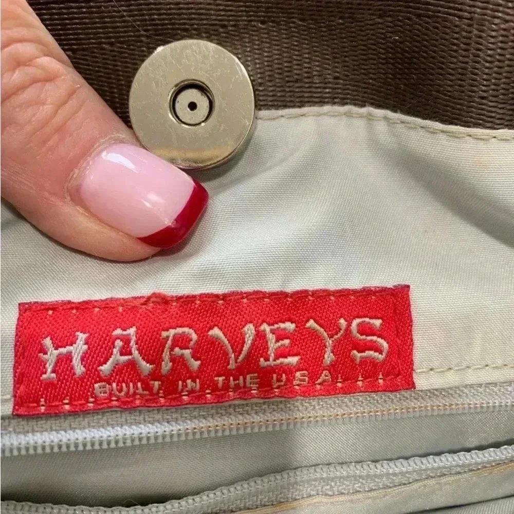 Harvey’s Brown bag